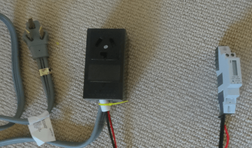 DIY 240 V power meter